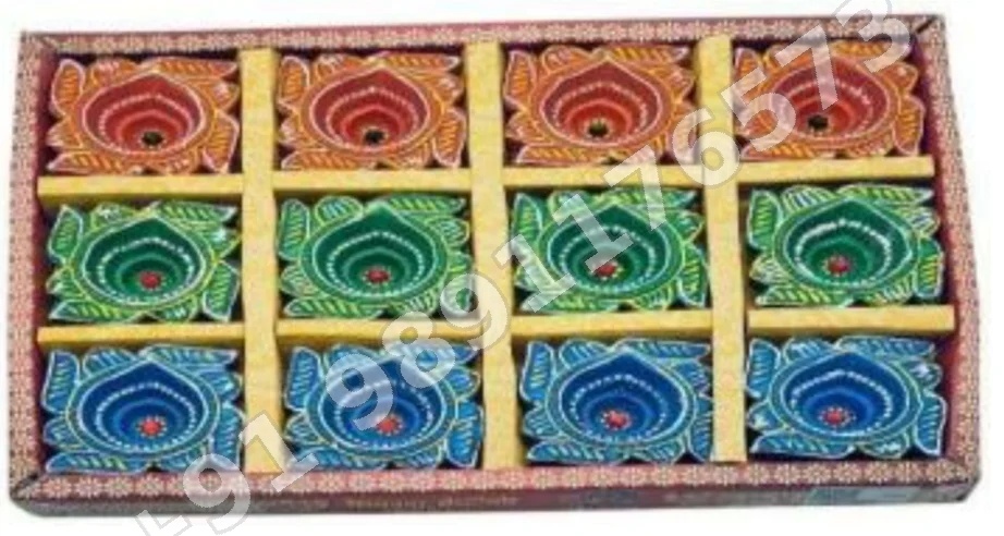PLAIN CLAY DIYAS 12 PCS